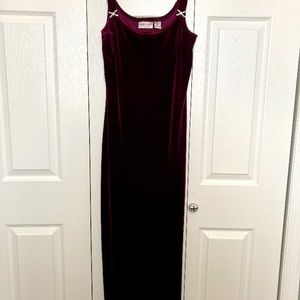 🧜‍♀️Red long dress